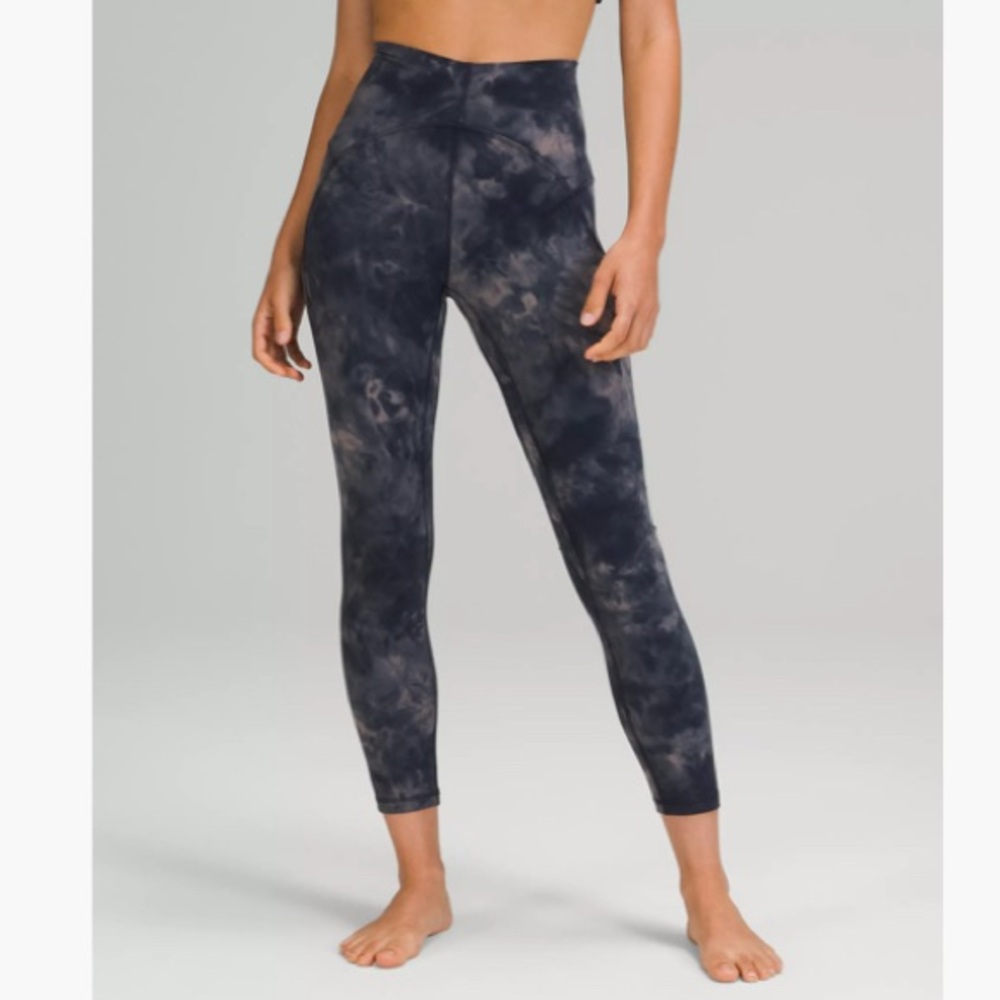 Lululemon • Unlimit High-Rise Tight 25 • Sz 4 • Diamond Dye lunar Rock True Navy